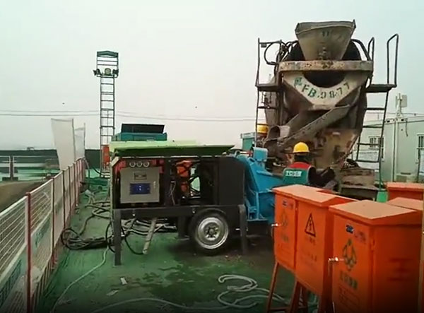 液压泵送式混凝土湿喷机施工视频